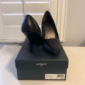 Liz Claiborne Black Pumps